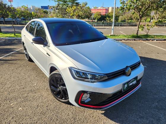 VOLKSWAGEN VIRTUS 1.0 200 TSI HIGHLINE AUTOMÁTICO